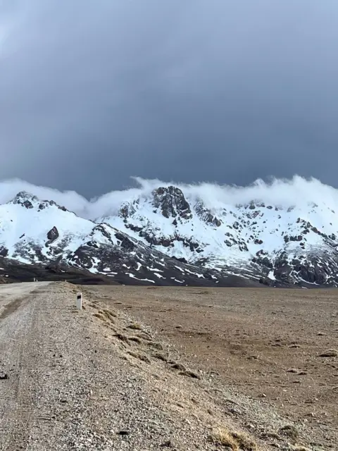 Pomir trakti bo'ylab jip-tur