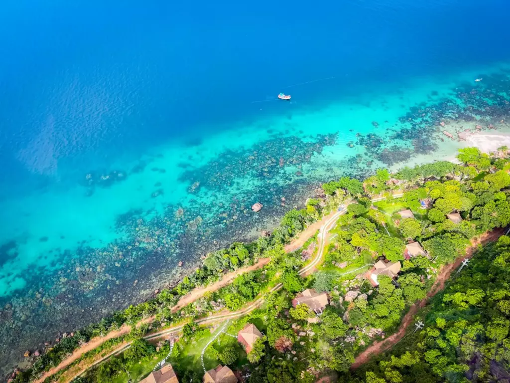 Phu Quoc oroli yuqoridan